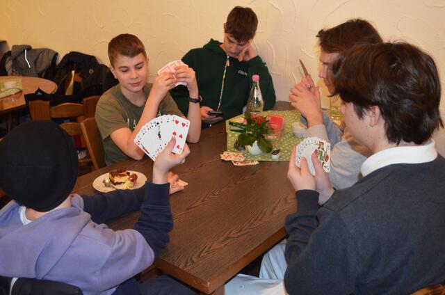 Karten wurde auch gespielt | Foto: E. Rosendorf