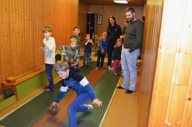 auch kegeln konnte geübt werden | Foto: E. Rosendorf