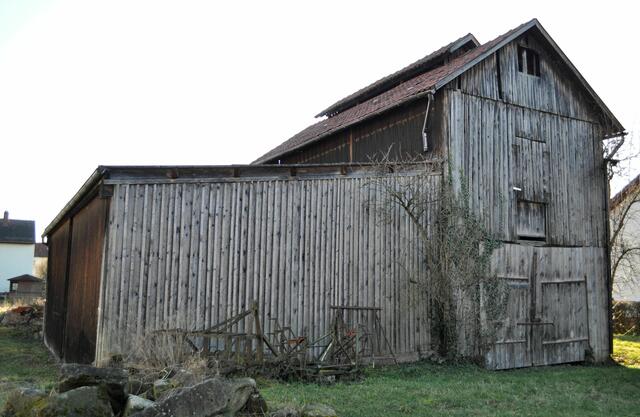 Alte Scheune. Und nicht weit davon haben die Schafe gegrast. | Foto: Daniela Somers