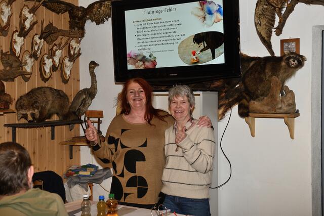 Die beiden Trainerinnen | Foto: W.Kuch