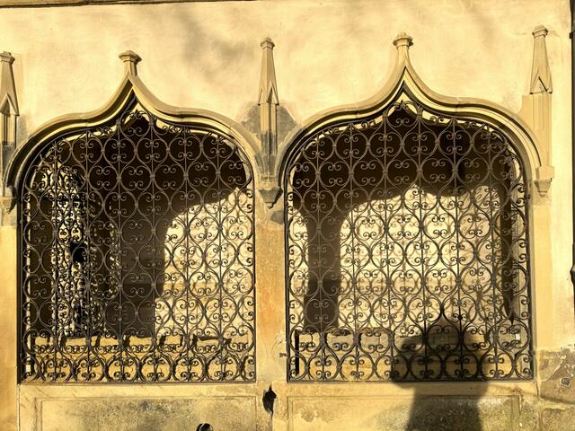 Wo finden wir diese Gitter
evangelische Stadtkirche | Foto: Heide Böllinger aus Bad Friedrichshall