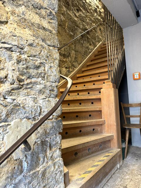 Wo gibt es diese Treppe?
Treppe im blauen Turm | Foto: Heide Böllinger aus Bad Friedrichshall