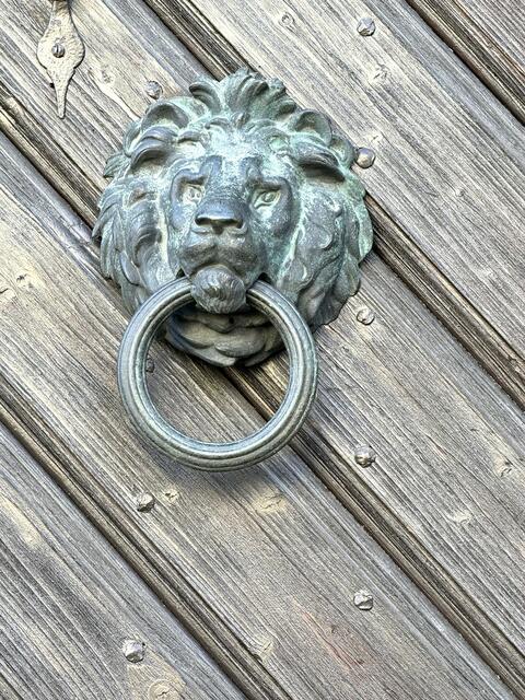 Wo hängt dieser Löwenkopf
Bürgrmeister-Eslsässer-haus | Foto: Heide Böllinger aus Bad Friedrichshall