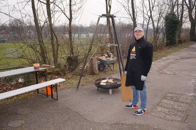 Thomas kocht -- gerne --- und nicht vor Wut!  | Foto: Eisenbahnclub-Heilbronn e.V. Helmut Epp