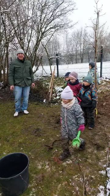 Die Kleinen waren wetterfest, und Schmutzsicher eingepackt | Foto: Carina Kurz