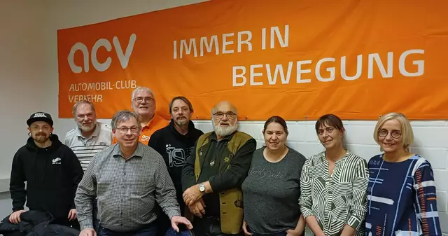 Die erfolgreichen Sportfahrer: Martin Huber, Klaus Mogler, Jürgen Mogler, Hermann Rupp, Sascha Hautzinger, Peter Retzbach, Bettina Nies, Andrea Büchern, Margit Rupp | Foto: Margit Rupp