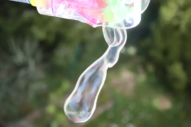 Diese Seifenblase war wohl NIX... | Foto: JuKo