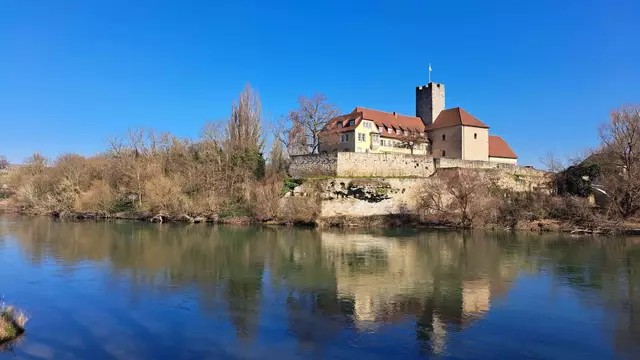 Neckarspiegel | Foto: Helga Schmitt