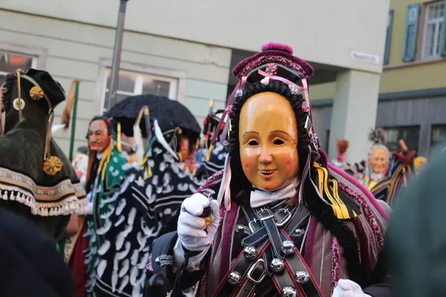 Fransenkleid | Foto: Sandra Martines