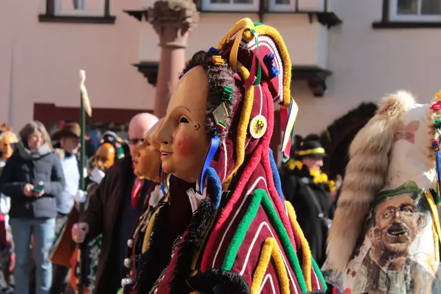 Fransenkleid  | Foto: Sandra Martines