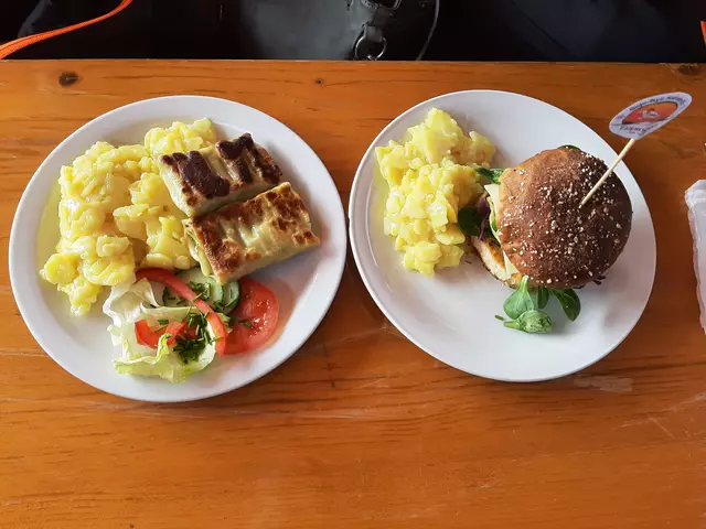 Zwei beispielhafte Angebote aus der Küche. | Foto: Karateverein Eppingen