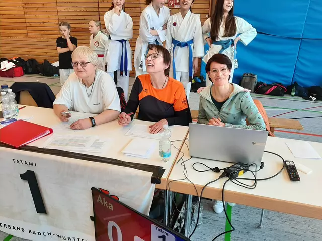 Routinierte Tischbesatzung mit Angelika Autenrieth, Sylke Barth und Steffi Unger (von links) | Foto: Karateverein Eppingen