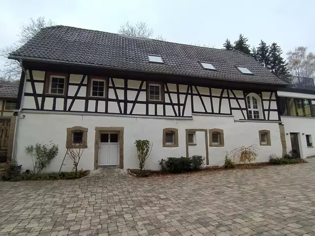 Die Rückseite eines bekannten Gebäudes. Um welches Gebäude handelt es sich da? | Foto: sigischlottke