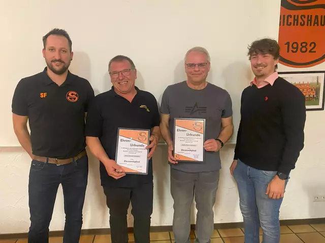 Frank Rudolph und Harald Schneider wurden zu Ehrenmitgliedern ernannt | Foto: Tobias Rudolph