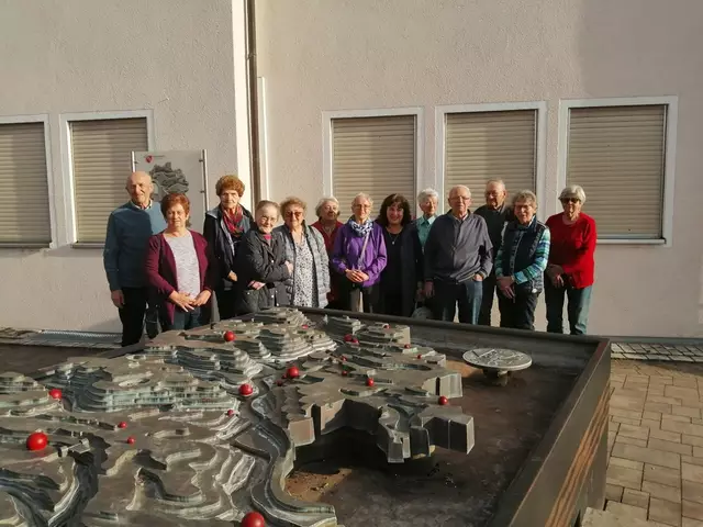 SAV-Senioren am Ortsbrunnen im Mulfingen | Foto: privat