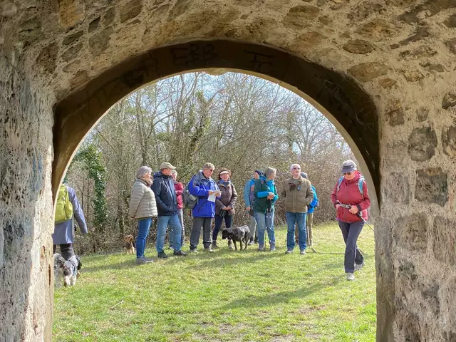 Blick durch's Portal  | Foto: Beate Bonte