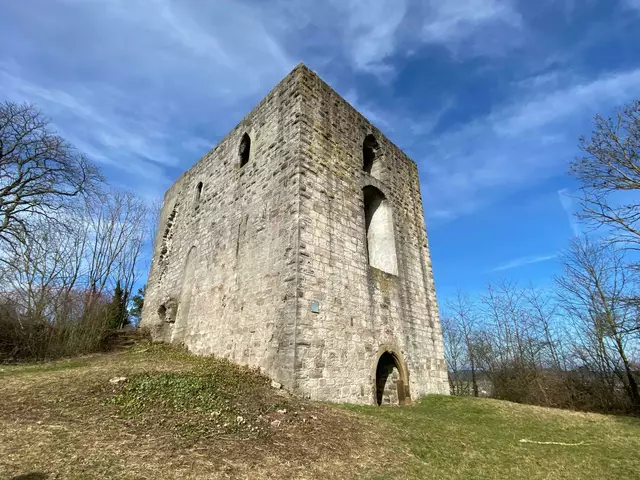 Ruine Helfenberg  | Foto: Beate Bonte