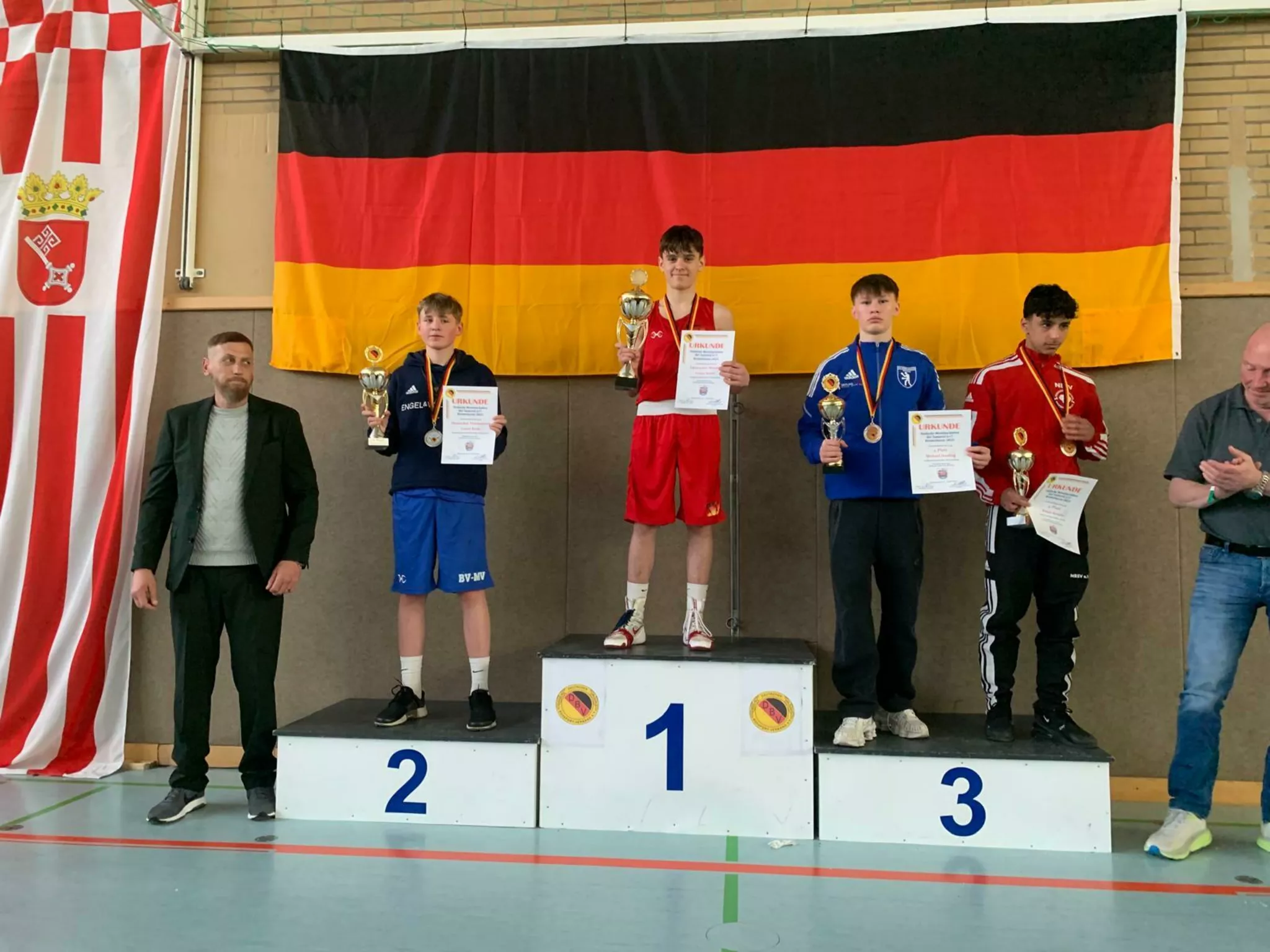 ドイツのボクシングチャンピオン：Georg SamekドイツのU17ボクシングのチャンピオン