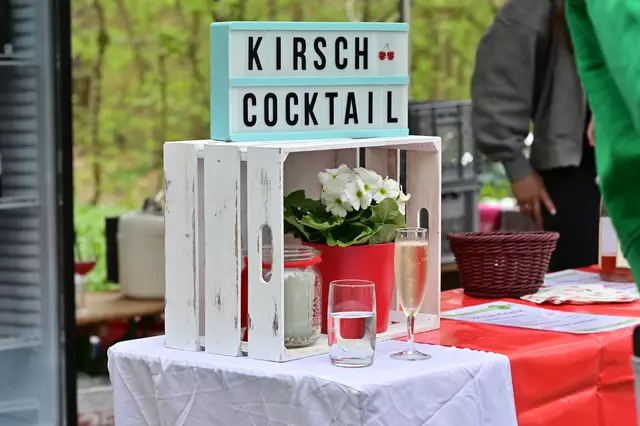Darf beim Kirschblütenfest natürlich nicht fehlen. | Foto: Michael Harmsen