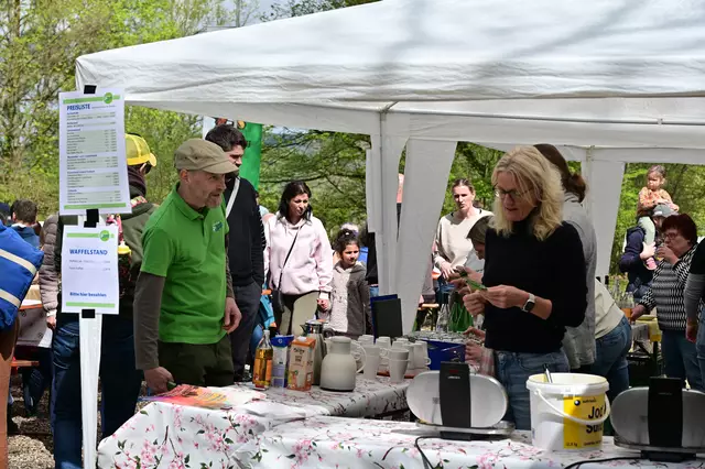 Streß am Waffelstand. | Foto: Michael Harmsen