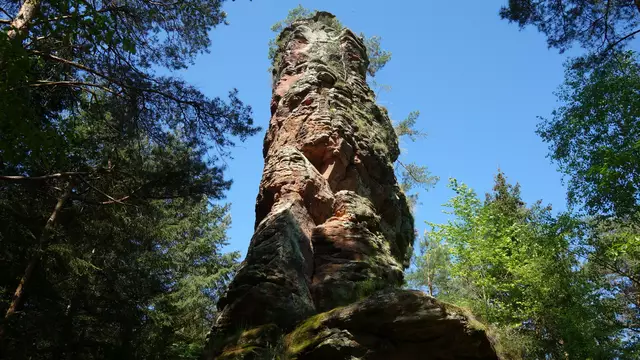 Der Retschelfelsen - eine gigantische Felsformation. | Foto: Isolde Reitz