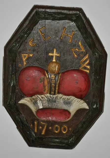 Wappen an der Decke des Rittersaals | Foto: Daniela Somers