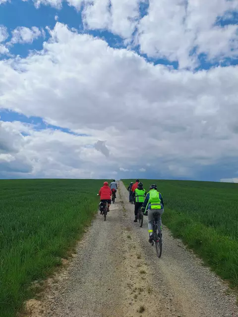 Bei bestem Wetter radelnd unterwegs | Foto: Sarah Peters