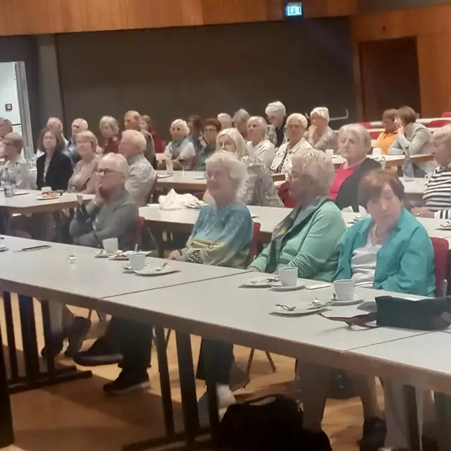 Und hier unsere treuen Mitglieder, die dem Geschehen aufmerksam folgen. | Foto: Foto privat