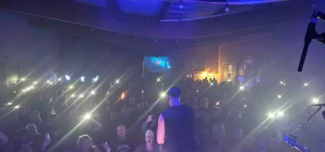 Großartige Stimmung im Stettener Rockbesen-Publikum. | Foto: Eigenes Foto.