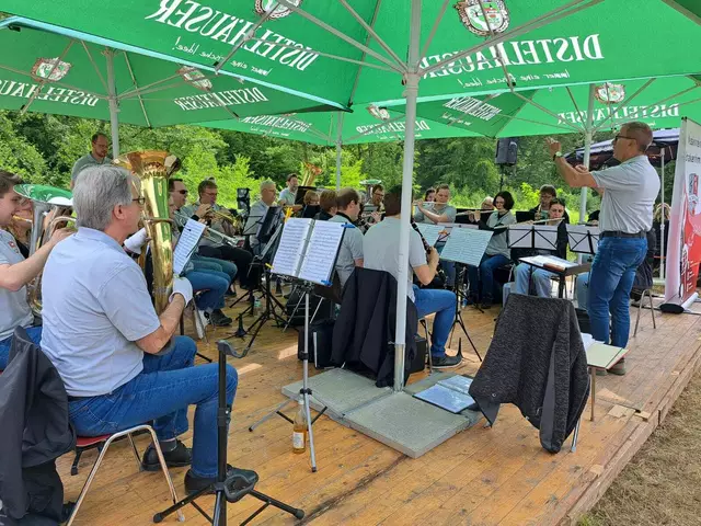 Das Stammorchester auf dem Waldfest | Foto: Stefan Seiz