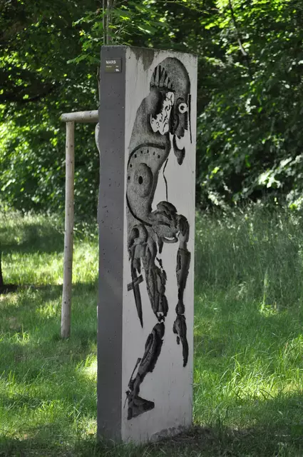 Rückseite der Mars-Stele | Foto: Daniela Somers