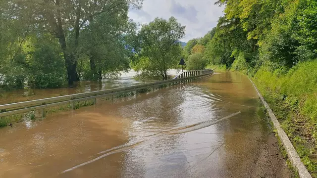 Unbefahrbar: Straßen in der Nähe des Kochers bei Braunsbach. | Foto: Ralf Röser