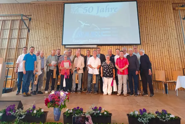 Die geehrten langjährigen Mitglieder mit dem Landesvorsitzenden und Vorständen des NABU Eppingen-Elsenz | Foto: Marco Lutz