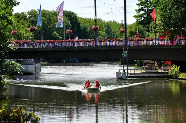 Lichterfest am Neckar. Immer schön wenn der Neckar mit einbezogen wird. | Foto: Daniela Somers