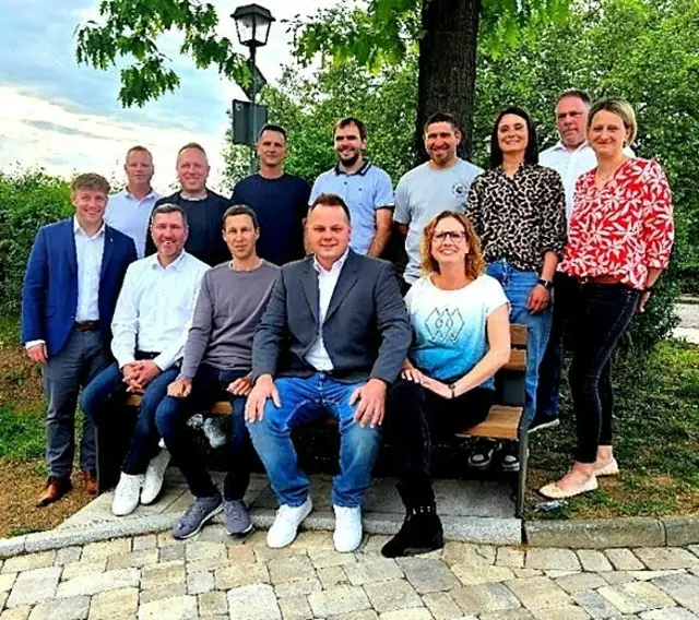 Vizepräsident Simon Eberle mit den Geehrten | Foto: Sportkreis Hohenlohe