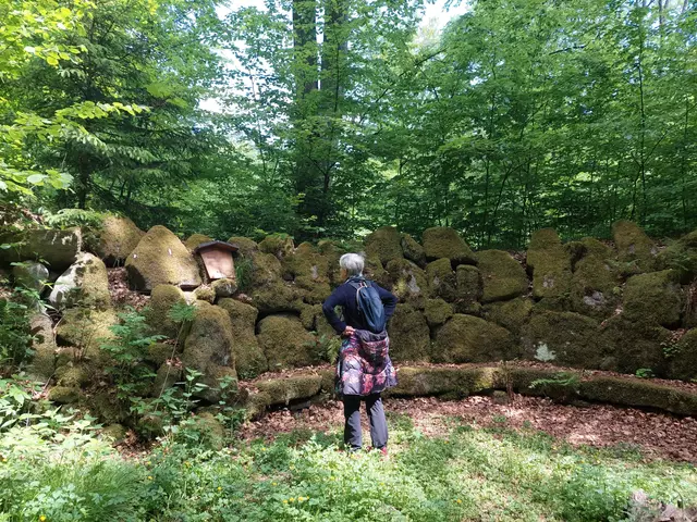 Der aus Stubensandstein erbaute "Königssitz" diente der königlichen Jagdgesellschaft als Rast- und Verpflegungsstätte. | Foto: Foto privat