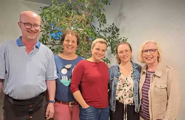 von links nach rechts: Michael Thelo (1. Vorsitzender), Christin Vetter (Beisitzerin), Claudia Böhm (2. Vorsitzende), Sarah Hahn (Beisitzerin), Susanne Ruboks-Thelo (Kassiererin). | Foto: Michael Thelo