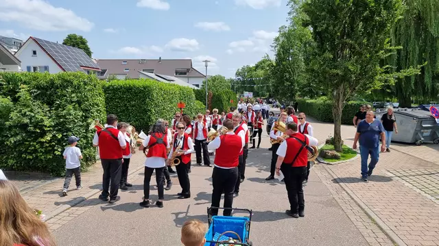 Startaufstellung zum Festumzug | Foto: MVG