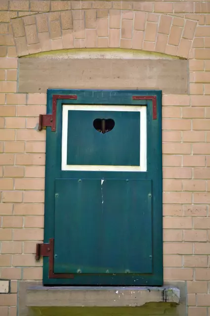 An diesem Haus haben alle Fensterläden ein Herz. | Foto: Daniela Somers