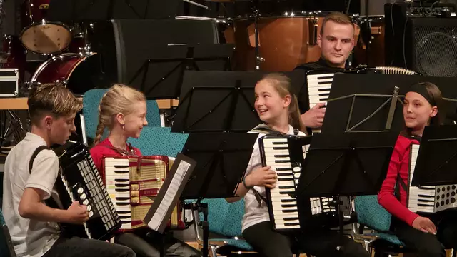 Die Tastenbande hatte sichtlich Spaß beim Frühjahrskonzert. | Foto: Tristan Freyer