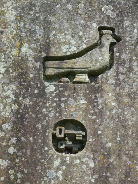Symbol am Gedenkstein.  | Foto: sigischlottke