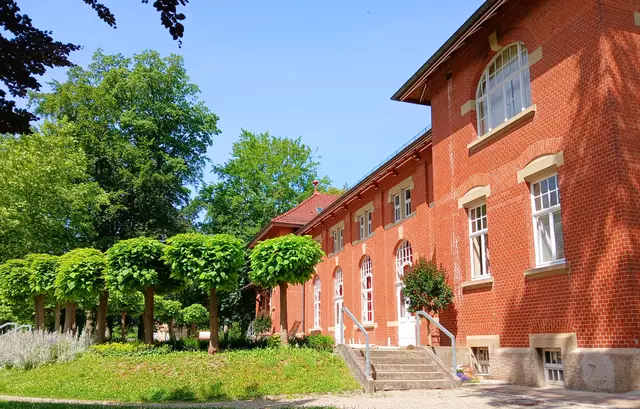 Hier ist die Terrassenseite des Festsaals zu sehen.  | Foto: sigischlottke
