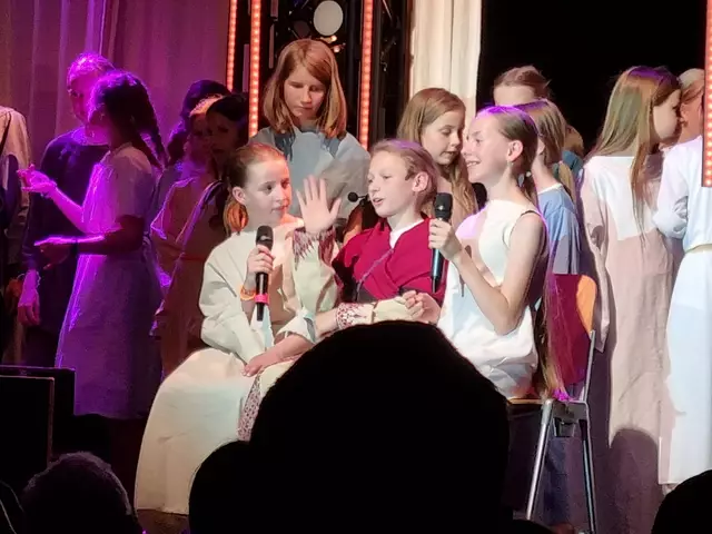 Das WDL-Kindermusical "Saulus - Vom Jäger zum Gejagten!" im Bürgerzentrum Brackenheim mit über 60 Kindern fand große Begeisterung bei den Besuchern. | Foto: Jochen Baral