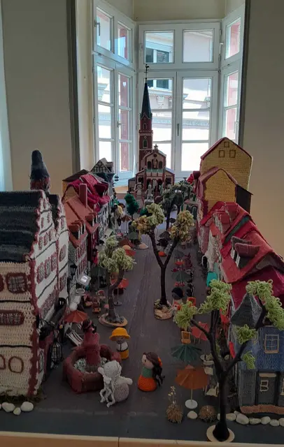 Der Marktpiatz (gehäkelt) | Foto: bekannt