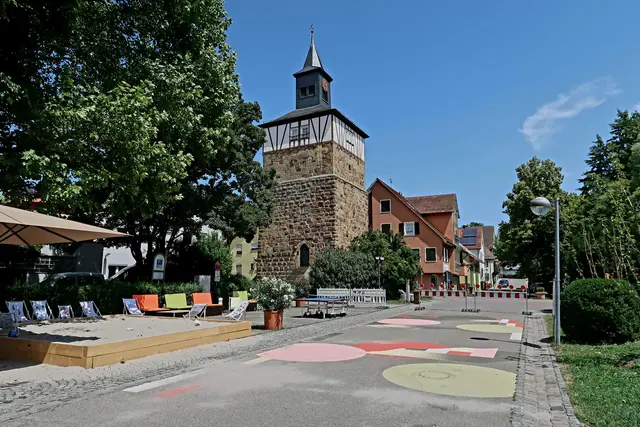 Wachturm, in der Nähe vom Bahnhof in Weinsberg.  | Foto: Eduard Warenik