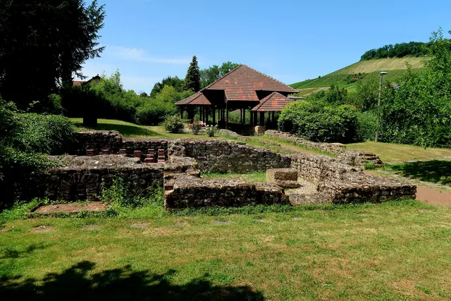 Römisches Bad.  | Foto: Eduard Warenik