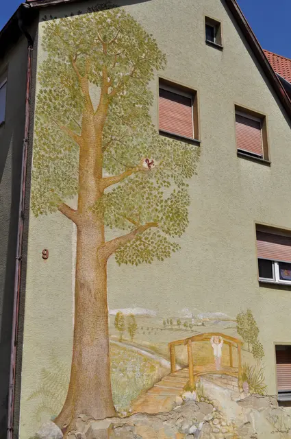 Diese schöne Landschaft ist auf einem Haus in Gemmingen zu sehen. | Foto: Daniela Somers