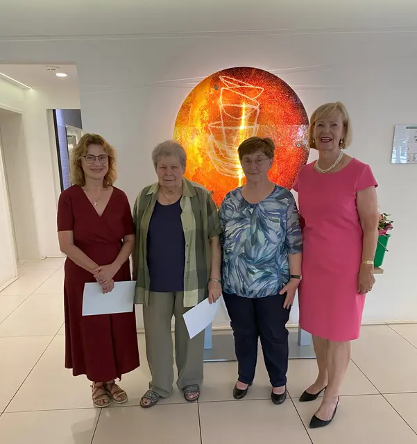 Von links: Ingrid Stemmer und Christa Weissbeck wurden für 30 Jahre und  Erika Brodt für 20 Jahre Mitgliedschaft von der Vorsitzenden Ursula Baier geehrt. | Foto: privat