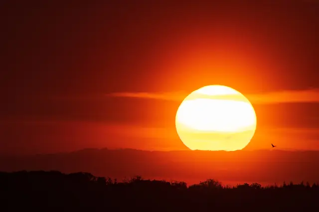 Sonnenuntergänge kann man doch einfach nicht oft genug sehen, schreibt Helga Rosenberger dazu. Wie recht sie hat. | Foto: Helga Rosenberger