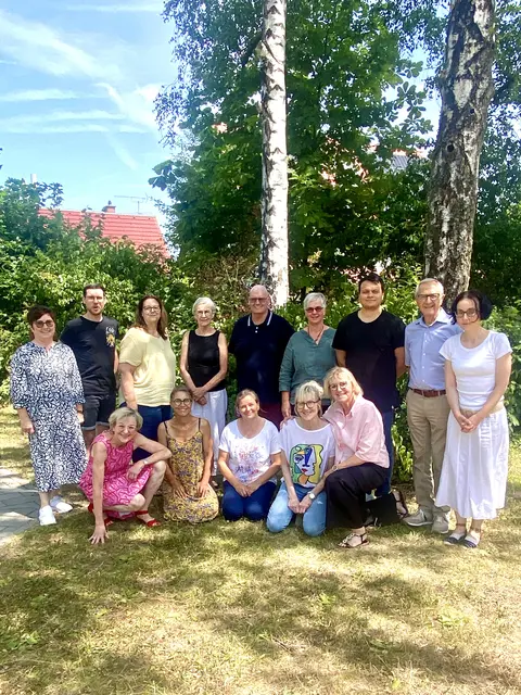 Neue ehrenamtliche Familienhospizbegleiter mit den Koordinatorinnen Heidi Plöger und Senta Muth | Foto: Heidi Plöger